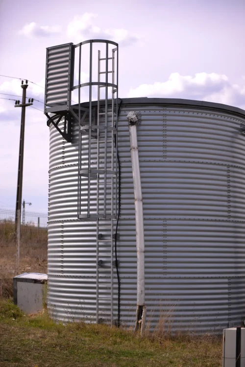 vertical-shot-of-a-cistern-on-a-grassy-hill-for-st-2025-02-02-20-17-07-utc